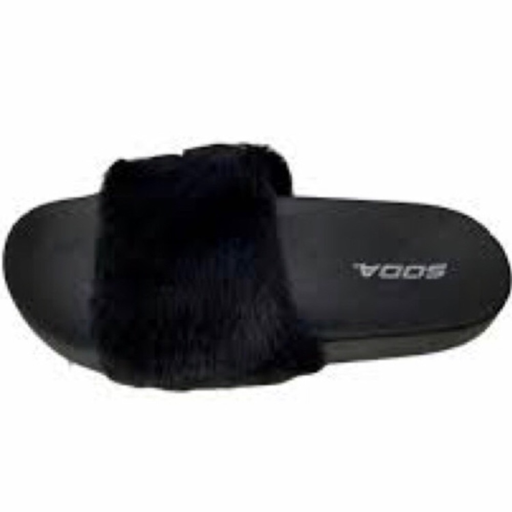 Gorgeous, Faux Fur Slides❤️ - Picture 4 of 6